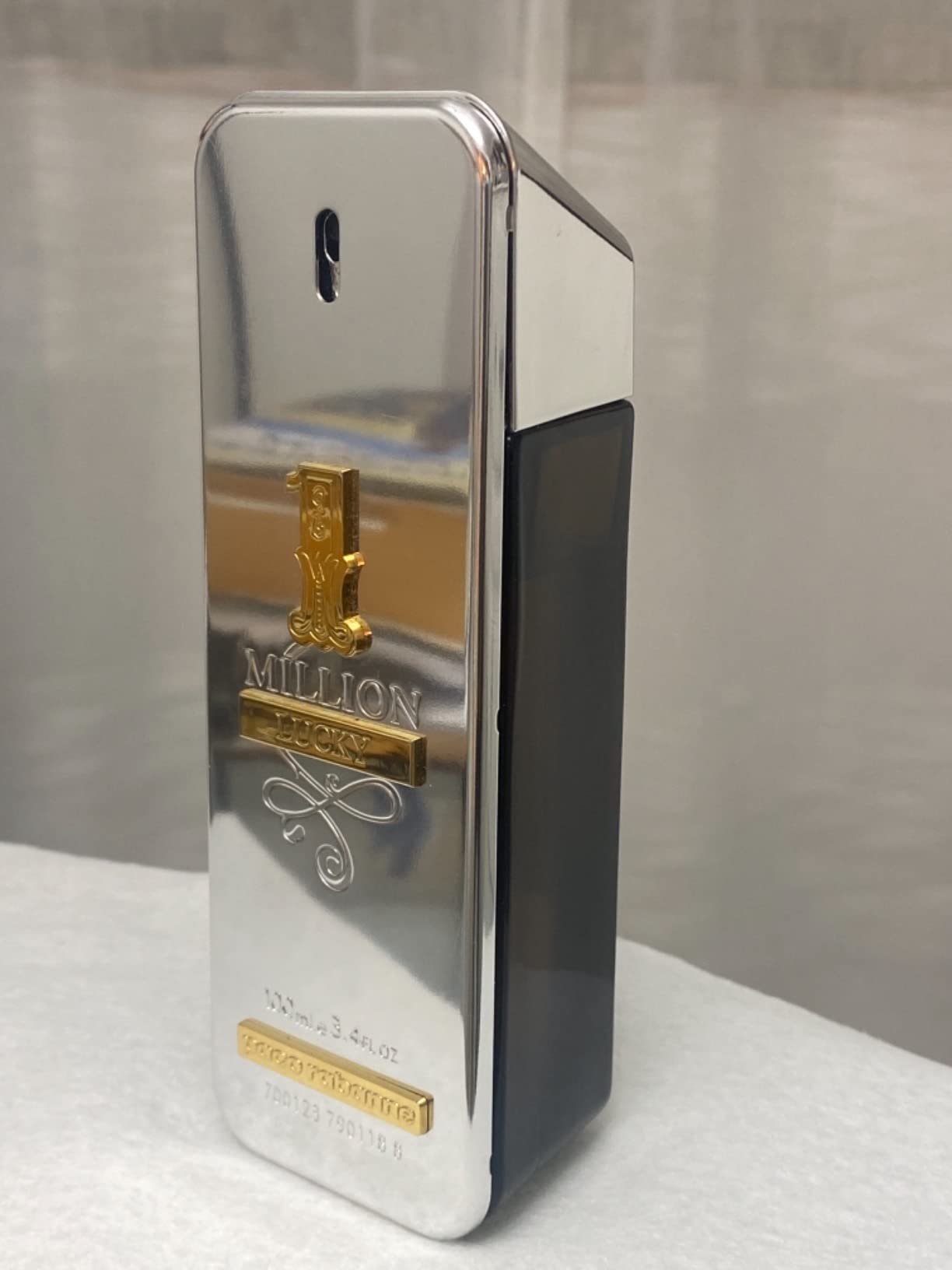 Rabanne 1 Million Parfum/Lucky - Event & Party Supply Photos recensie en prijs