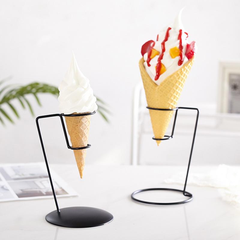 IJskegelhouder Zwart ijzer Sui - Cotton Candy Cone recensie en prijs